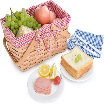 China Sustainable Economic Custom Design Wooden Picnic Drinks / Vegetable Storage Food Basket Container With Handle for sale