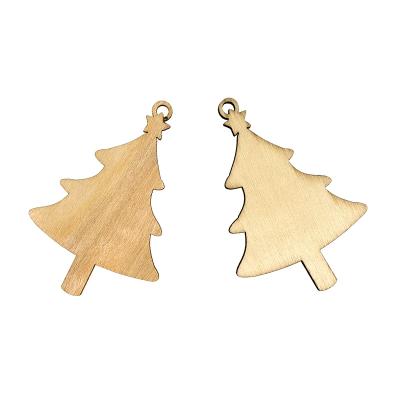 China Durable natural color retro cartoon creative gift open pine special pendant Christmas decorative wood scraps for sale