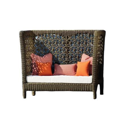 China Daybed Furniture Outdoor Weather Furniture Rattan Wicker Garden Sun Sofas Sun Beach Chair Lounge Chair for sale