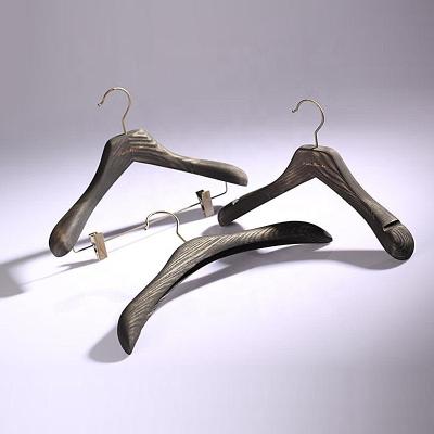 China Eco - Friendly Material Hanger Fabricates Custom Wooden Pants Hanger With Clips For Clothing for sale