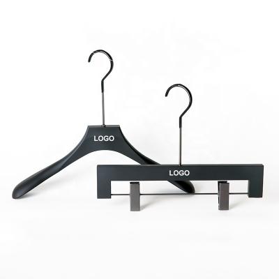 China New Arrival Heavy Duty Solid Matte Black Heavy Duty Black Plastic Pants Bottom Hangers For Garment Shop for sale