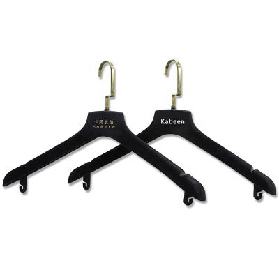 China Durable Kabeen Thicken Luxury Wedding Logo Velvet Tailoring Notch Bridal Hangers for sale