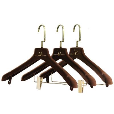 China Traditional Suits Luxury Logo Suit Pants Velvet Hangers With Clip for sale