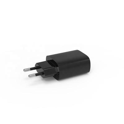 China Type C 20w Wall Charger UK Mobile Phone Mobile Phone QC 3.0 PD Wall Charger 20w PD Plug for sale