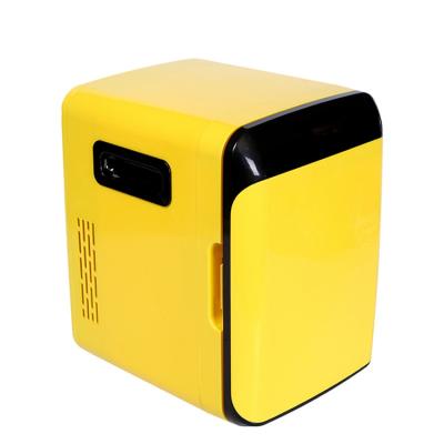 China 16-20â „ ƒ Below Ambient Retro Small Mini Temp 10 Liter 12 V Portable Outdoor Car Refrigerator for sale