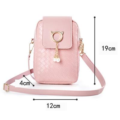 China New Waterproof Korean Tassel Woven Pearl Mobile Phone Bag Single Shoulder Diagonal Bag Cover Women's Bag for sale