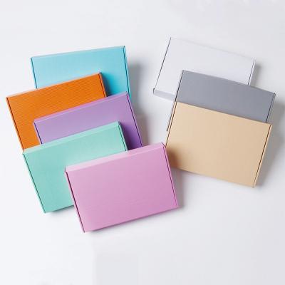 China OEM Styles Hot Selling Corrugated Folding Paper Corrugated Mailer Big Folding Gift Box for sale