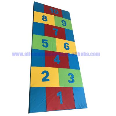 China Digital PVC PVC Inflatable Fortress Floor Mat For Kindergarten for sale