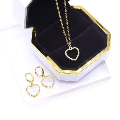 China CLASSIC Custom Heart Necklace Earring Jewelry Set For Gift for sale