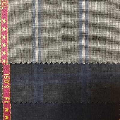 China Anti Pill Checks Colored Suit Fabrics In Regular Ready Stock For Merino Worsted Wool Blended Suit Fabrics for sale