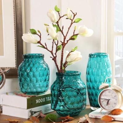 China Eco-friendly home decoration creative three-dimensional green transparent glass vase for flower centerpieces for sale