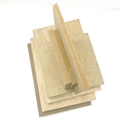 中国 Raw Manufacturer Custom Wholesale Mesa MDF 3mm Melamine Moisture Proof Board 販売のため