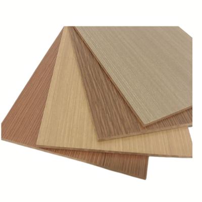 China Production Moisture Proof Specialized Melamine Faced MDF Board / Split MDF / Raw MDF Boards Te koop