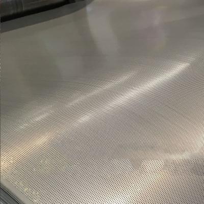 China Plain Weave 1x2meters 0.4mm 0.5mm 0.6mm SS304 SS316 Micro Hole Perforated Punch Stainless Steel Sheet Mesh Roll for sale