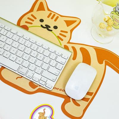 China Original Design Cat Cartoon Mouse Pad Gaming PU Leather Waterproof Desk Mat Custom Mouse Pad Gaming Heat Resistance Place Mat for sale