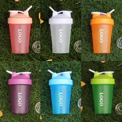 China 600ml Viable Custom Portable Plastic Protein Free Bottle Drinking Shaker Gym Bottle BPA BPA Logo Water Bottle Drinking Shaker Cup for sale