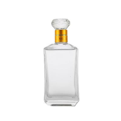 China White cover 1 jin, empty crystal glass bottle of beverage crystal material Baijiu bottle. for sale