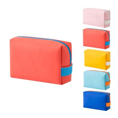 China Fashion Waterproof Eco Friendly Make Up Travel Pouch Bag Gift for sale