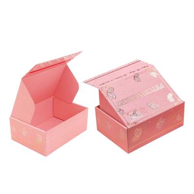 China Recyclable Luxury Custom Pattern Makeup Subscription Box, Gold Foil Stamping Corrugated Mailer Box for sale