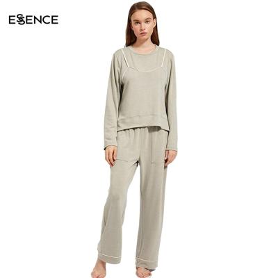 China Breathable Two Piece Women Ruffle Edge Knit Top And Patch Pocket Pants Salon Wear Bamboo Squishy Set for sale