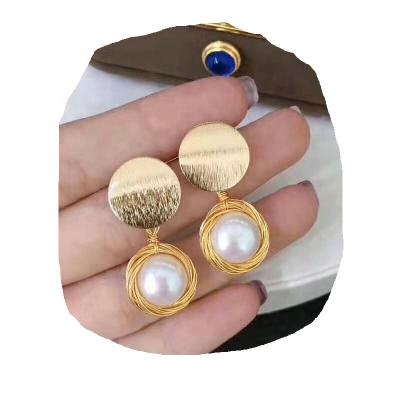 China Free Wholesale Fashion 14k Gold Handwoven Pearl Earrings for sale