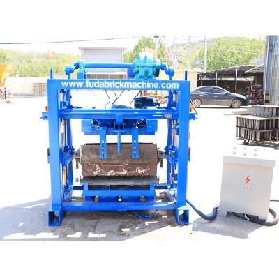 China Construction worksÂ  Manual QT40-2 manual yard paver brick machine concrete interlock paver brick machine for yard sale in Africa for sale