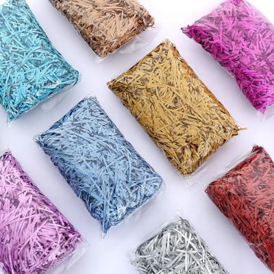 China 100g/Bag Recyclable Wholesale Paper Shred Glitter Gift Box Filler Shredded Tissue Recycled Bulk Shredded Paper for sale