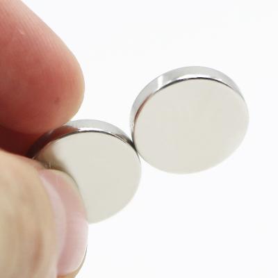 China Industrial Magnet Neodymium Magnet Disc Arts and Craft Science Strong Educational Experiment Small Thin Home Magnets for sale