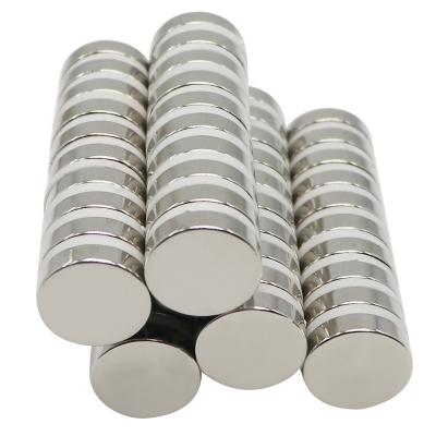 China Industrial Strong Magnet N35-N52 Disc Neodymium Magnet for sale