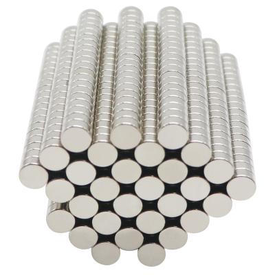 China Industrial N52 Neodymium Magnet Free Samples Super Strong Magnet for sale