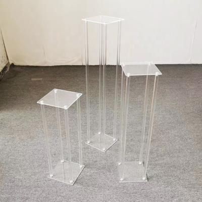 China Decorative Clear Acrylic Flower Stand 80cm Tall European Flower Arrangement For Wedding Table Centerpiece for sale