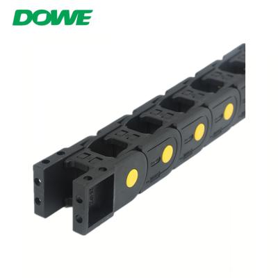 China La cadena del cable de Tow Chain DOWE H25X57 reforzó la cadena plástica de la fricción PA66 en venta