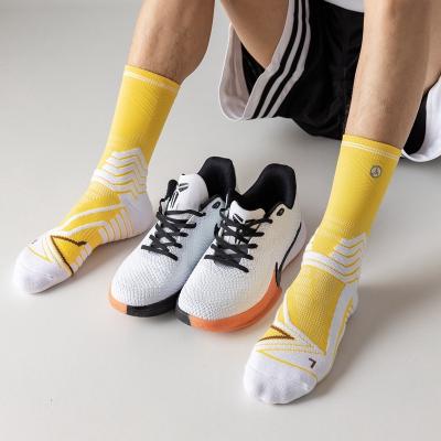 China Professional Sports Socks Men's Comfortable Soft Elastic Socks Breathable High-end QUICK DRY Compression Soccer Football Socks for sale