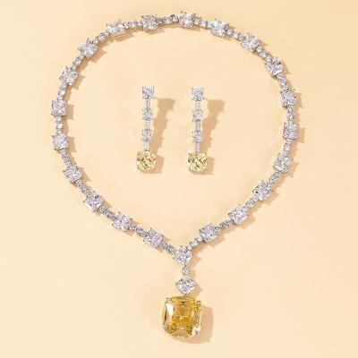 China Punk CZ Diamond Engagement Gift Jewelry Pendant Necklace for Women for sale