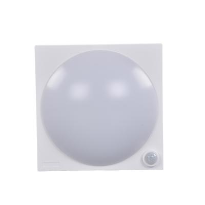 China Outdoor mounted porch 9W human pir sensor square shape led motion sensor ceiling light for sale