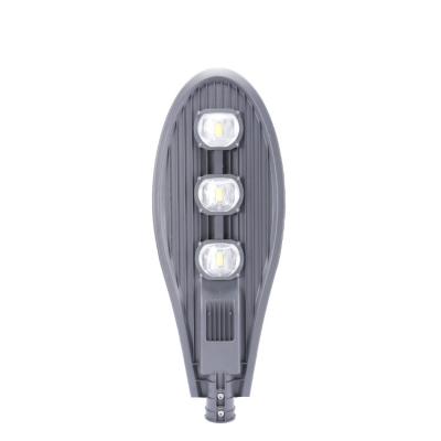 China ROAD Low Moq 150w IP66 Waterproof Die Cast Aluminum Led Street Light for sale