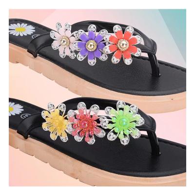 China Shoe Buckle Women Shoes Slipper Clip Decor PP+PVC Shoe Charm Accessories Flower Ladies Shoes Accessories 2022 for sale