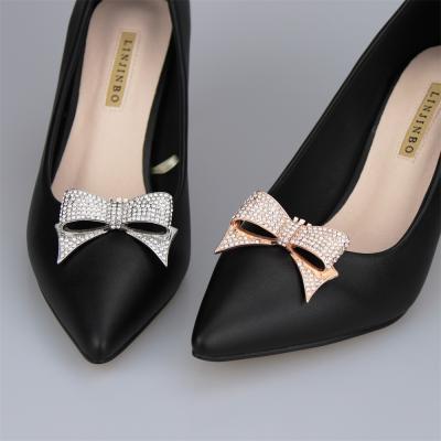 China Luxury High Heel Charm Women's Silver Metal Shoe Clog Buckle Crystal Rhinestone Shoes Clip Accessories for sale