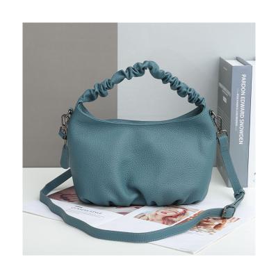 China Fashion Latest Design Ladies Sheer Color Pleat Cloud Cross - Body Chain Lady Bags Handbag for sale