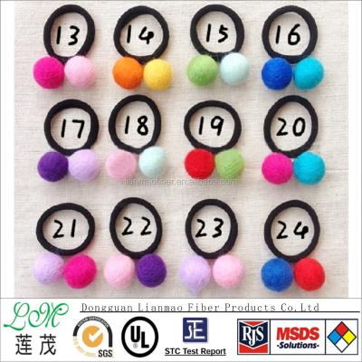 China 100% Handmade Original Multicolor Felt Dry Cleaning Wool Ball Blanket For Coasters for sale