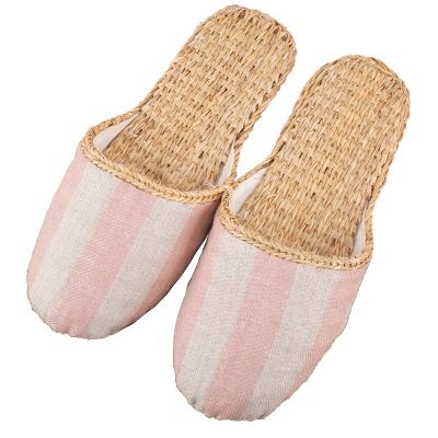 China Fashion Trend 2021 Summer Bamboo Sole Checked Straw Slipper Indoor Sandals for sale