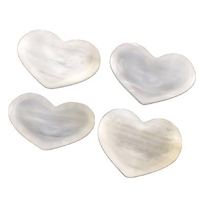 China China wholesale high quality natural gypsum selenite crystal carved heart shaped healing reiki for decoration for sale