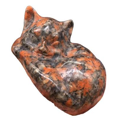 China Europe Wholesale Hot Selling Natural Red Amphibole Hand Carved Cat Healing Sleeping Decoration for sale