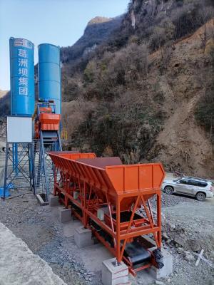 China Producción en lotes de agregados de mezcla seca de hormigón HZS90 Twin Shaft en venta