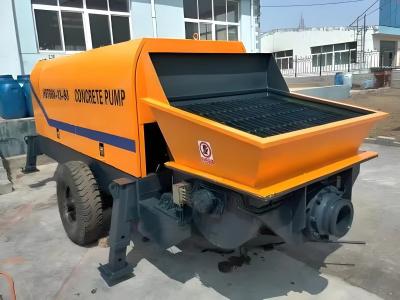 China Máquina de mistura de concreto estacionária com bomba de 20 metros 2300kg à venda