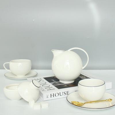 China Sustainable High Quality Elegant Unique Luxury Design Round Shape Custom Ceramic Dinnerware Set Dinnerware Set For Hotel Wedding Home for sale