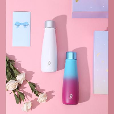 China Christmas Viable Gift Smart Water Bottle With Led Temperature Display Water Bottle Stainless Steel Gym Bottles for sale