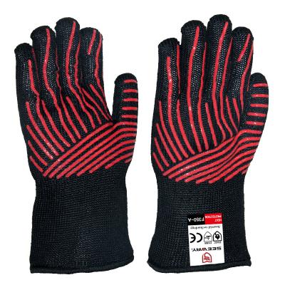 China heat resistant & Double Oven Gloves Heat Resistant Knitted Fire Resistant for sale