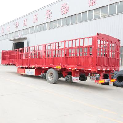 China Cattle Barrier Semi Truck Trailer Poultry Transport Livestock Sheep Truck Trailer for sale