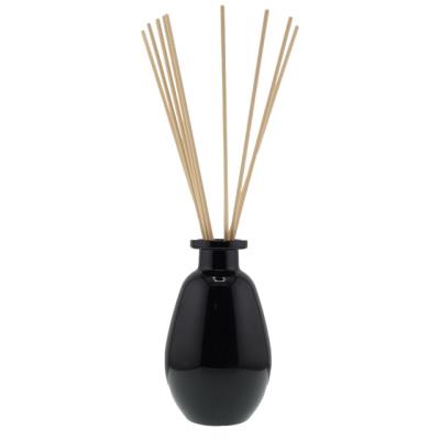 China New Design 150ml Cosmetic Empty Luxury Home Fragrance Reed Diffuser Glass Bottle Black With Lid Sticker for sale